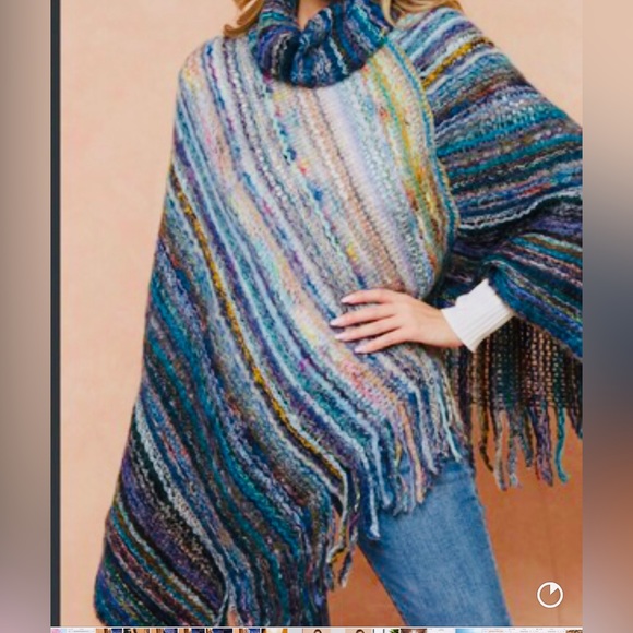 NWT Women’s Blue Multi Knit Poncho One Size - Picture 1 of 2